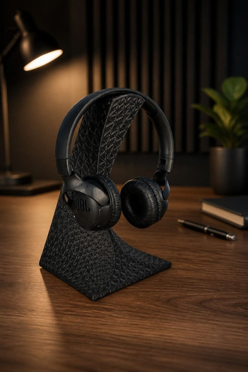 Modern Kulaklık Standı – Geometrik Tasarımlı Dekoratif Headphone Standı