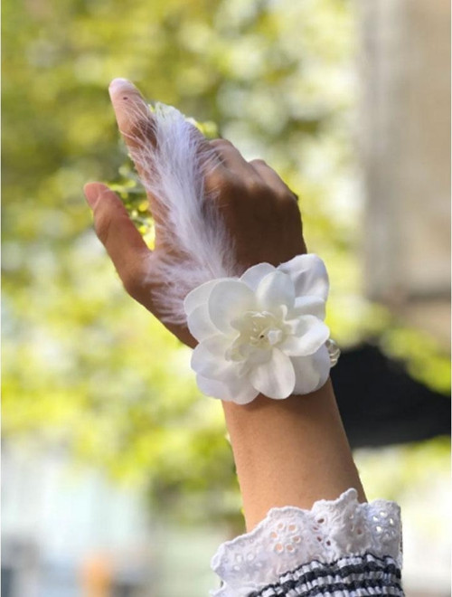 Bride to be Gelin Bilekliği Tüy ve İnci Boncuk Beyaz Renkli Bekarlığa Veda Partisi Bilekliği 10 Adet