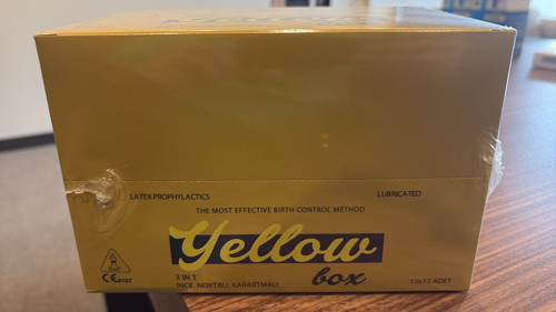 Yellow Box 3'ü 1 Arada Prezervatif 144 Adet (12 x 12), İnce, Noktalı, Kabartmalı ve Kayganlaştırıcılı