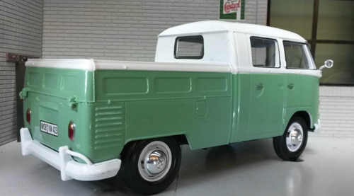MotorMax Volkswagen Type 2 Double Cab Pickup 1:24 Yeşil Model Araba