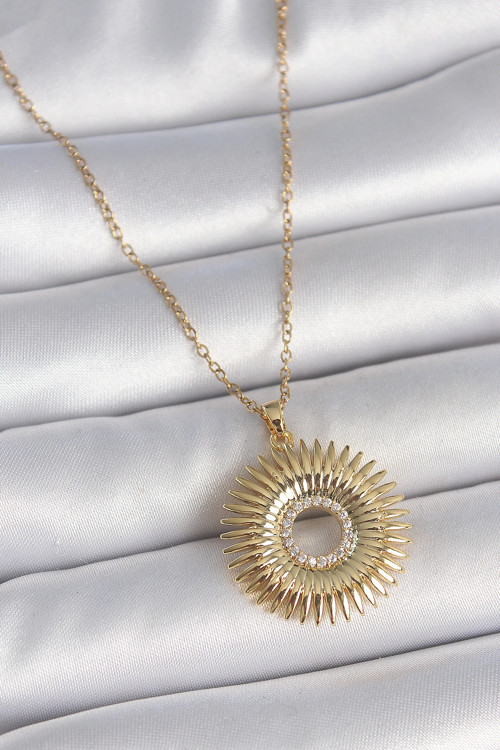 316L Çelik Gold Renk Zincir Zirkon Taşlı Nova Yıldız Model Kadın Kolye TJ-BKO10047