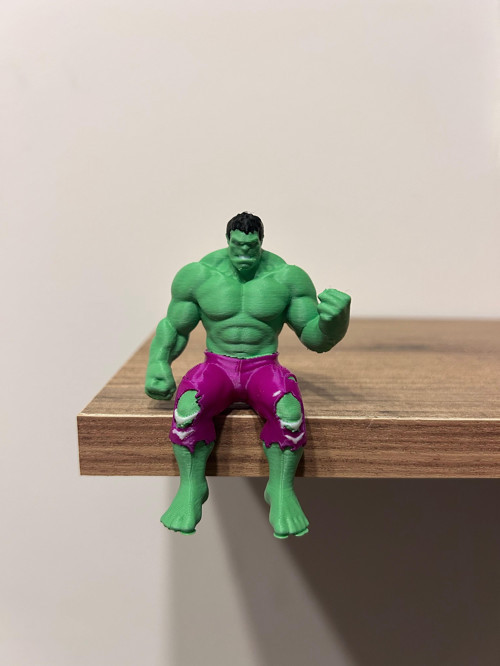 3D Baskı Yeşil Dev Raf Süsü, Masa Kenarı Sarkık Figür, Dekoratif Aksesuar