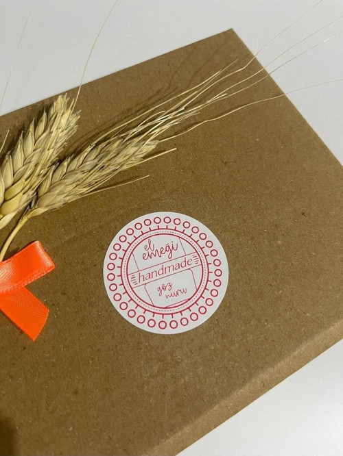 Handmade El Emeği Göz Nuru Kırmızı Yazı Yuvarlak Yapışkanlı Etiket 5 x 5 cm 100 Adet