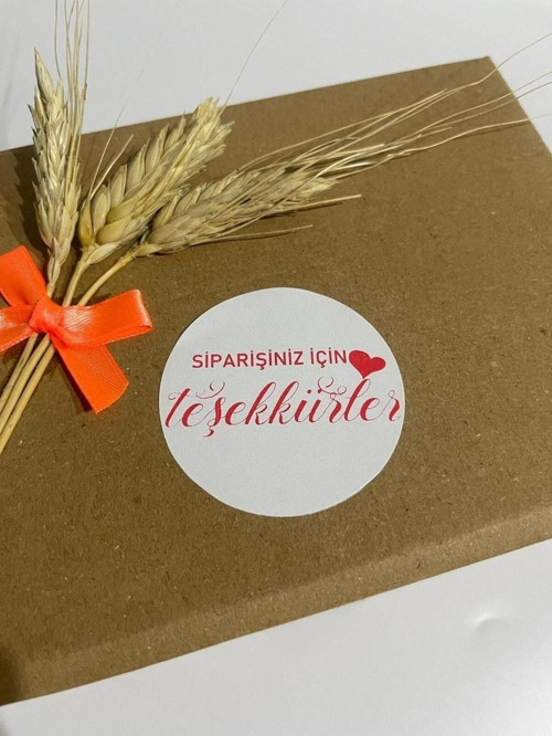 Siparişiniz İçin Teşekkürler Kırmızı Yazı Kalpli Yuvarlak Yapışkanlı Etiket 3 x 3 cm 150 Adet