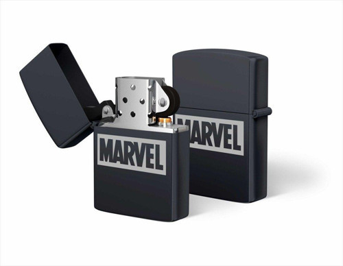 Lazer Kazıma Özel Tasarımlı Marvel Logolu Benzinli Metal Çakmak Lazer Kazıma