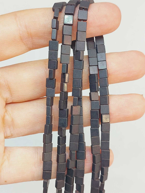 Bileklik Boy Hematit Taşı Dizi 4*2mm (49626) Yarım Dizi (17CM UZUNLUĞUNDADIR)