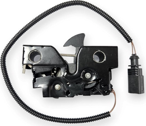 VW Passat B8.5 2020-2023 Ön Kaput Alt Kilidi Şalterli 5G1823509C