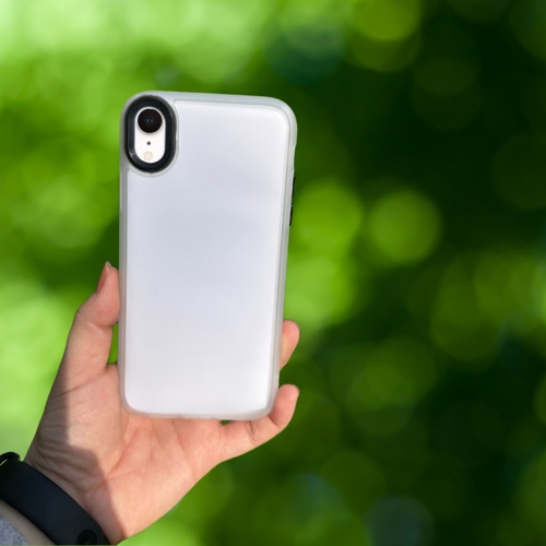 İphone Xr Yanlari Renkli̇ Si̇li̇kon Parlak Arka Yüzeyli̇ Ti̇ger Hi̇bri̇t Kapak Beyaz