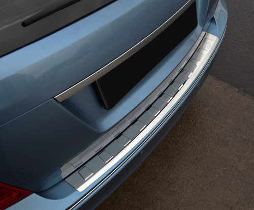 Mercedes C Serisi W204 SW Krom Arka Tampon Eşiği 2007-2014