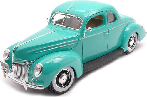 1/18 1939 Model Ford Deluxe Yeşil