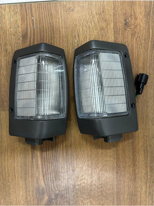 Nissan D21 Sinyal Sağ Sol Set Gri 1991-1997