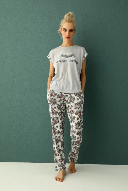 Desenli Kısa Kol Mevsimlik Kadın Pijama Takımı