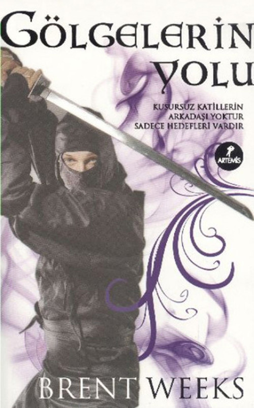 Artemis Yayınları Gölgelerin Yolu