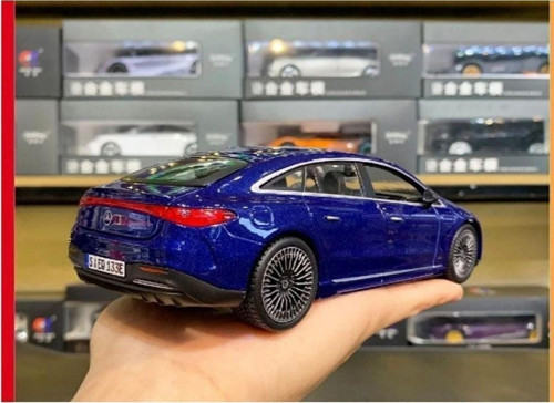 Eqs Mercedes Benz Eq Elektrikli Die Cast Oyuncak Metal Araba Model Orijinal Koleksiyon Araç 20Cm