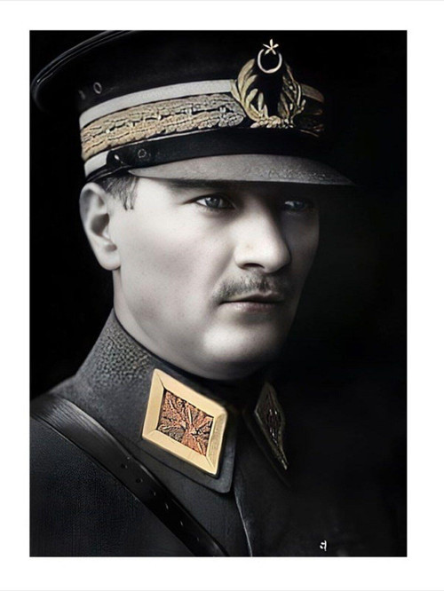 Mustafa Kemal Atatürk Desenli Mdf Tablo 25 cm x 35 cm
