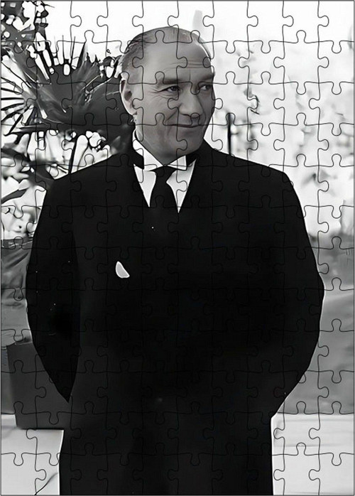 Ahşap Mdf Puzzle Yapboz Mustafa Kemal Atatürk 120 Parça 25 x 35 cm