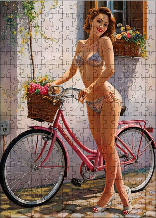 Ahşap Mdf Puzzle Yapboz Sahip Kasabası Ve Pembe Bisiklet 255 Parça 35 x 50 cm