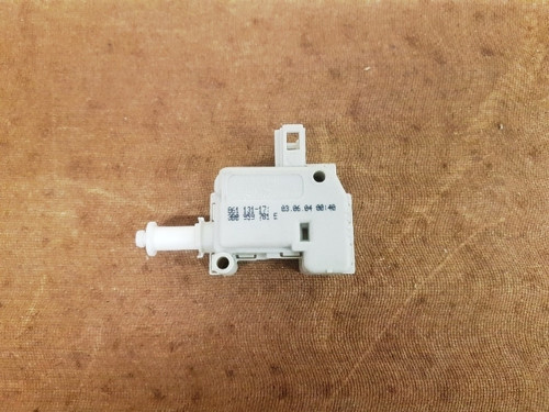 3B0959781E Depo Kapak & Merkezi Kilit Motoru Polo Hb 2002-2010