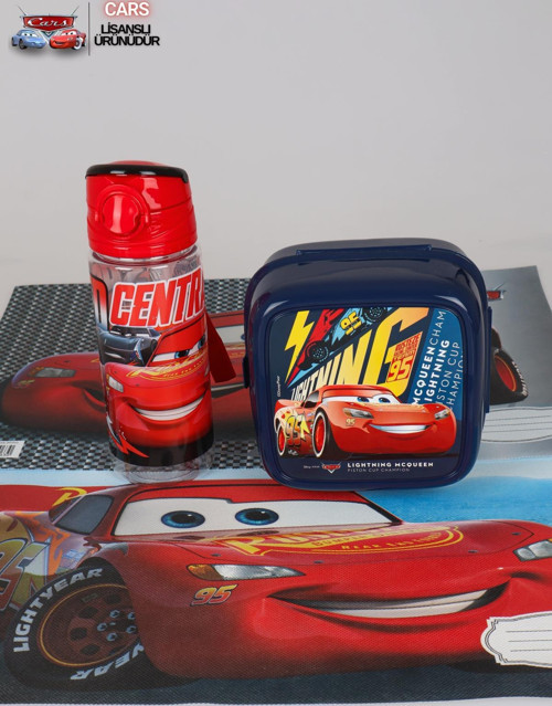 LİSANSLI CARS BESLENME ÖRTÜSÜ , TRITAN MATARA 500 ML VE 2 KATLI BESLENME KABI/LUNCH BOX SETİ