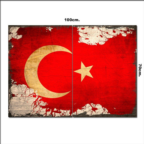 Ahşap Tablo Eski Zeminde Türk Bayrağı Desenli 70*100Cm