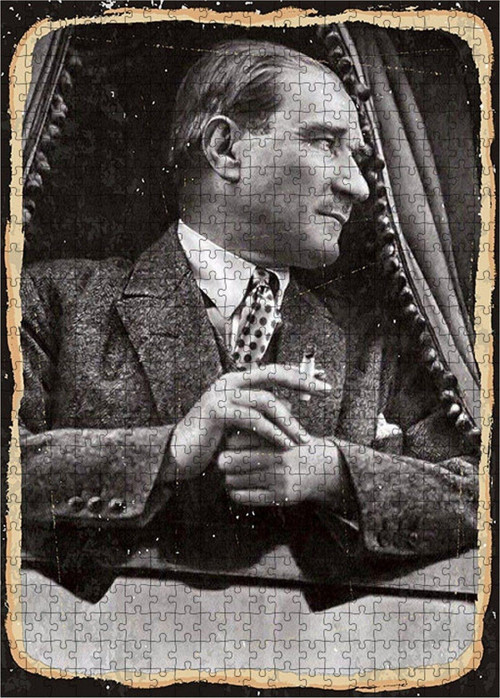 Ahşap Mdf Puzzle Yapboz Atatürk İnsanları İzliyor 500 Parça 50*70 Cm