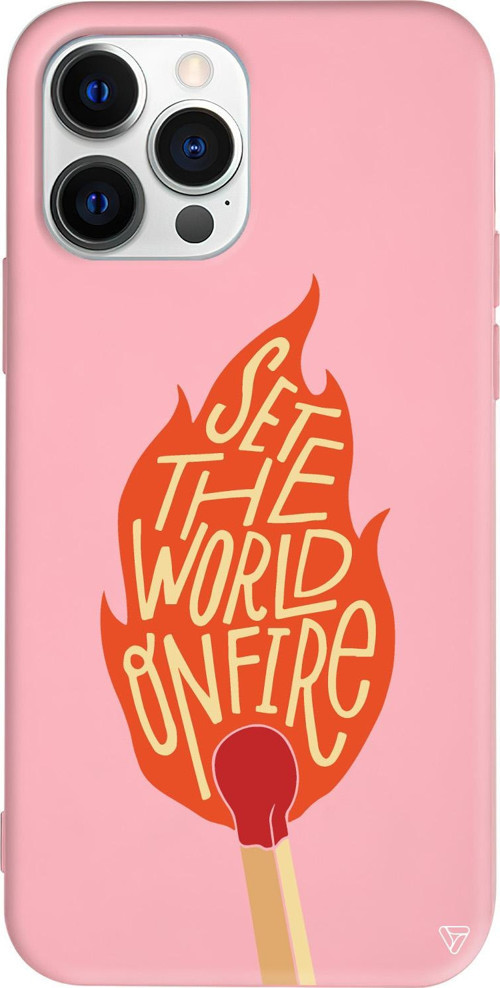 iPhone 15 Pro Max Uyumlu Pembe Renkli Silikon World on Fire Telefon Kılıfı