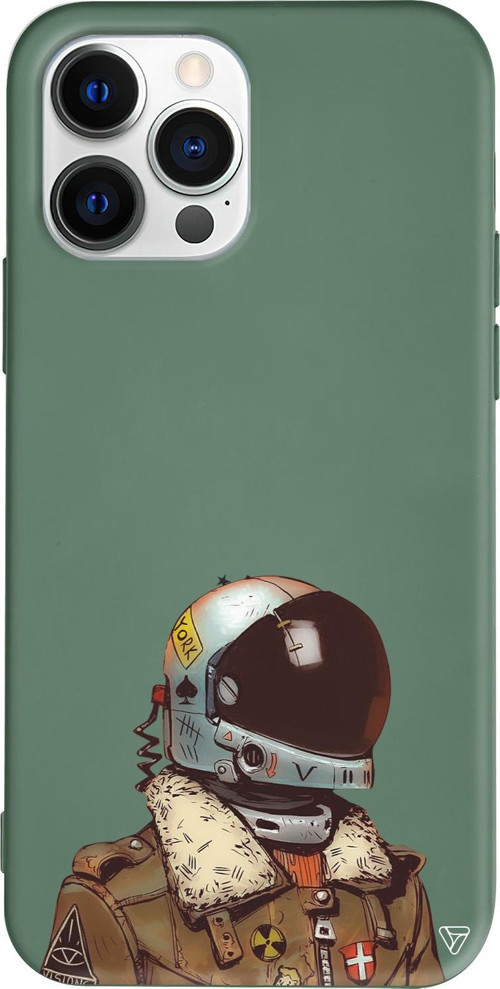 iPhone 15 Pro Max Uyumlu Yeşil Renkli Silikon Motorcycle Man (Motorcu) Telefon Kılıfı