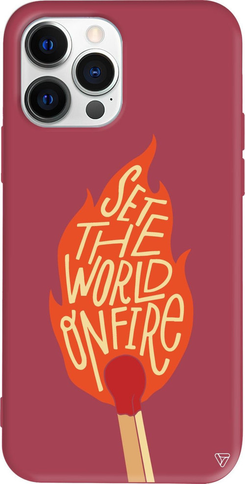 iPhone 15 Pro Uyumlu Bordo Renkli Silikon World on Fire Telefon Kılıfı