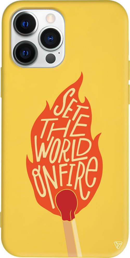 iPhone 15 Pro Uyumlu Sarı Renkli Silikon World on Fire Telefon Kılıfı