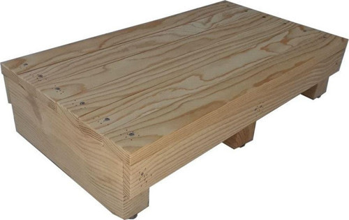 Çocuk Basamağı Üç Tabanlı Doğal Ahşap 17 cm Yükseklikte Üst Yüzeyi 30 cm x 50 cm