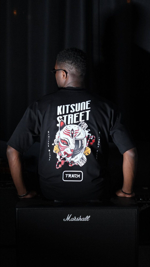 Oversize %100 Pamuk 'Kitsune Street' Baskılı Unisex T-Shirt Siyah