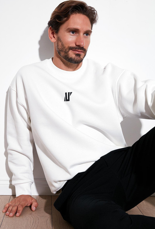 Regular Fit Bisiklet Yaka Pamuklu İçi Tüylü Yumuşak Şardonlu Erkek Sweat 5905405 EKRU