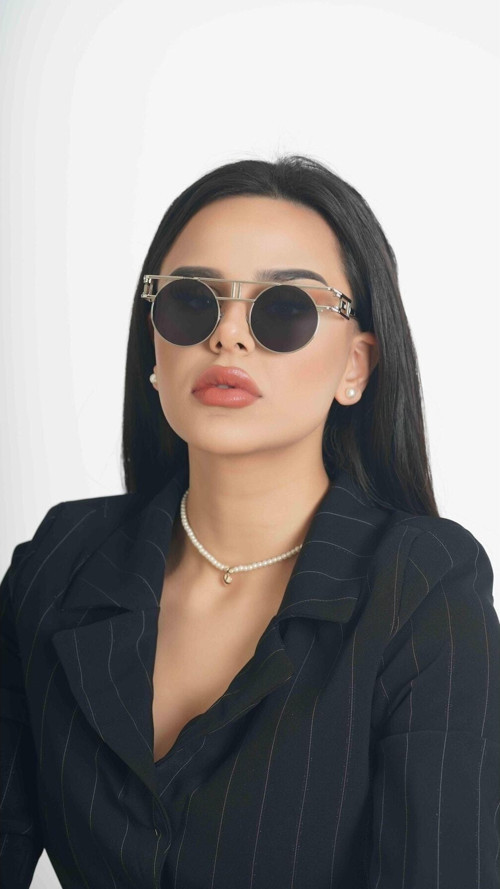 Tarz Gözlüğü Gold Oval Detaylı Çerçeve Siyah Cam