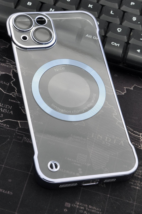 iPhone 13 Uyumlu Mavi Renkli İnce Kenarlı Şeffaf Sert Kapak Kılıf