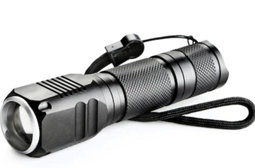 F-82 T6 Led Zoomlu 2000 Lm Yüksek Işık Şarjlı El Feneri