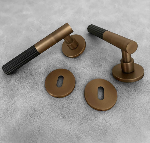 Duo One-S Zamak Mat Antik Sarı - Siyah Rozetli Zamak Oda Kapı Kolu 1 Takım