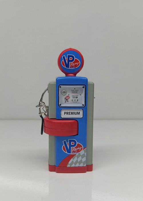 Dianomi - 1:18 Yakıt Pompasi Figürü Vp Racing 12 Cm Yüksekliği 4 Cm Genişliği