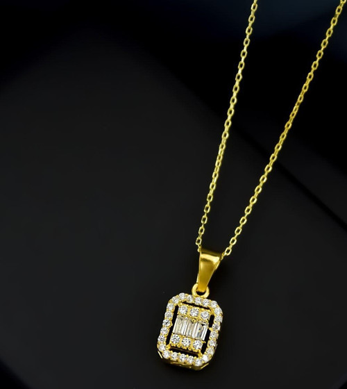 925 Ayar Gümüş Gold Kaplama Zirkon Baget Kare Taşlı Kolye