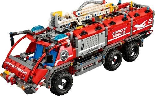 Technic 42068 İtfaiye Kurtarma Aracı