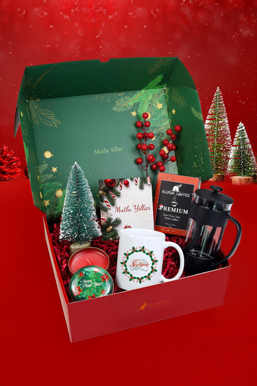 Baskılı Kupa & Siyah French Press & Premium Filtre Kahve & Mini Çam Ağacı & Metal Kutulu Mum