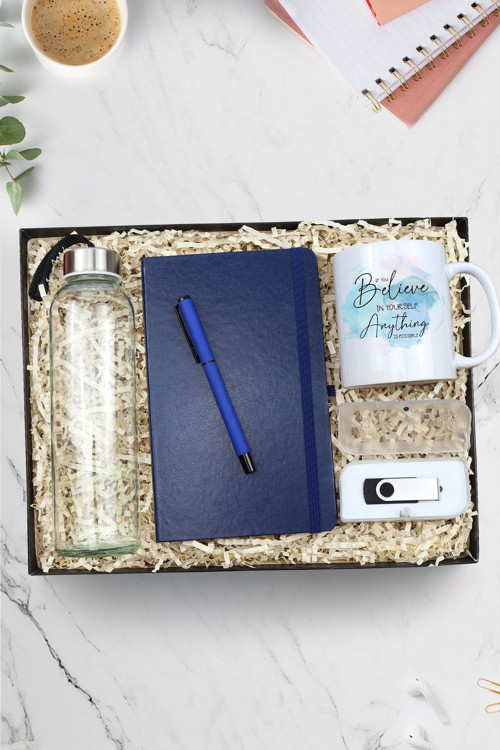 Lacivert Defter & Tasarım Kupa & Mavi Roller Kalem & Usb Bellek & Cam Matara Hediye Seti