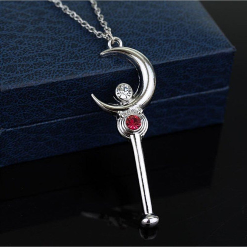Gri Sailor Moon Ay Savaşçısı Taç Anime Metal Zincirli Kolye