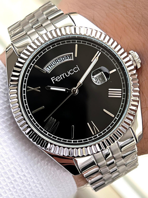 Rolex Model Çelik Kordon Takvimli Kadran 30 Mt Suya Dayanıklı Erkek Kol Saati FEC.13029M01