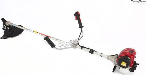 X800 GX35 Honda Motorlu Yan Tırpan 1.6 Hp 4 Zamanlı