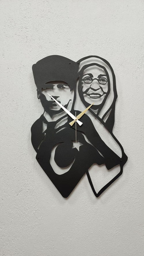 Atatürk Ve Annesi Zübeyde Hanım Siyah Metal Duvar Saati - Ev - Ofis Saati - Hediye Saat 55x38 Cm