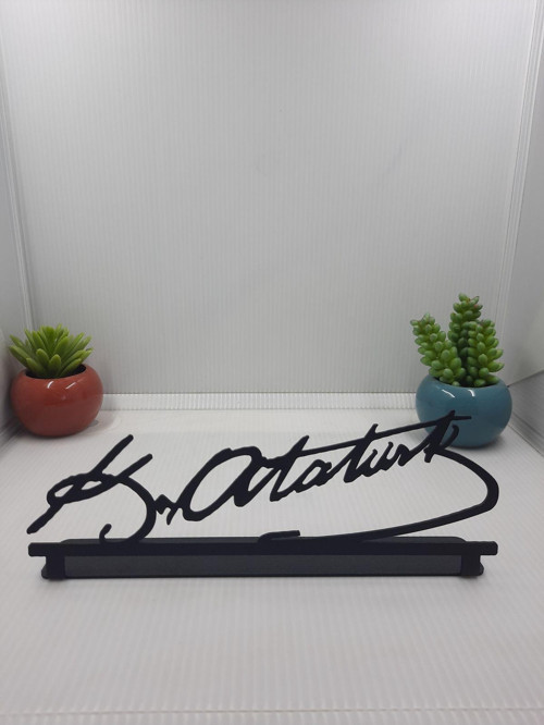 Atatürk İmza Masaüstü Metal Biblo - Ev - Ofis Dekoru - Hediye Biblo - 21 x 8 Cm