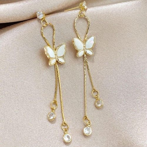 Elegant White Butterfly Zarif Beyaz Kelebek Zirkon Taşlı Kadın Altın Rengi Gold Şık Küpe
