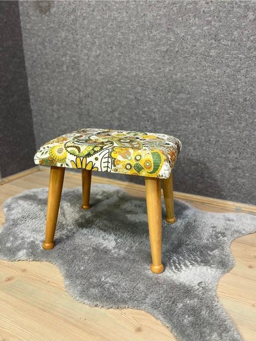 Trend Naturel Yeşil Retro Ahşap Ayak Uzatma Pufu Makyaj Koltuğu Tabure