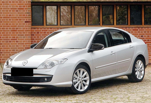 Laguna 3 Batman Ayna Kapağı Piano Black / 2007-2014