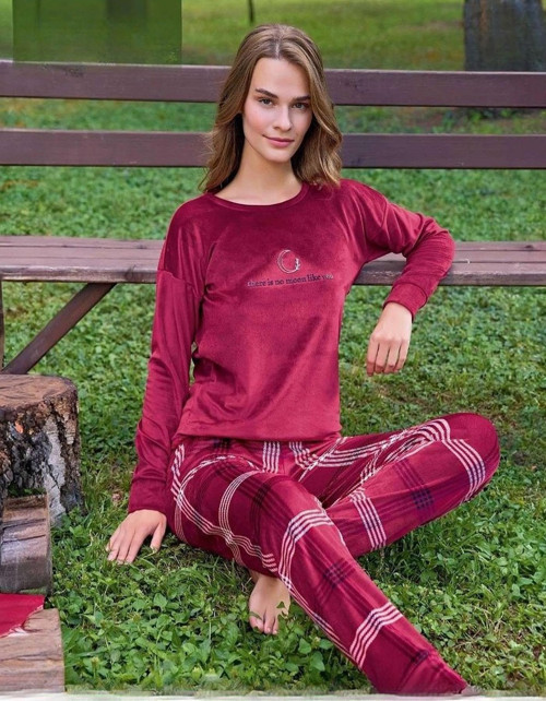 Kadın Kışlık Bisiklet Yaka Likralı Kadife Pijama Takımı 4210/2- 1 Adet Bordo-S - M